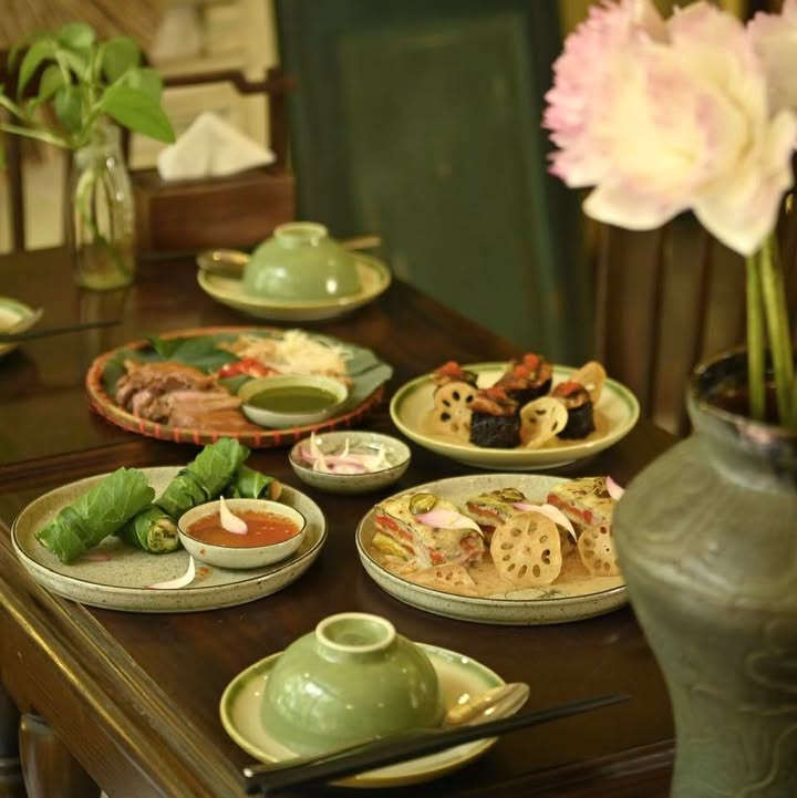 Senté Nguyễn Quang Bích - Góc dịu nắng giữa phố cổ
