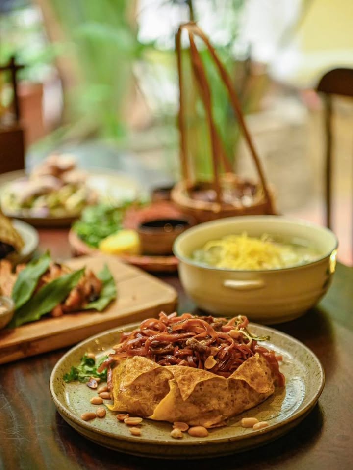 Mâm cơm ấm nóng ngày mưa