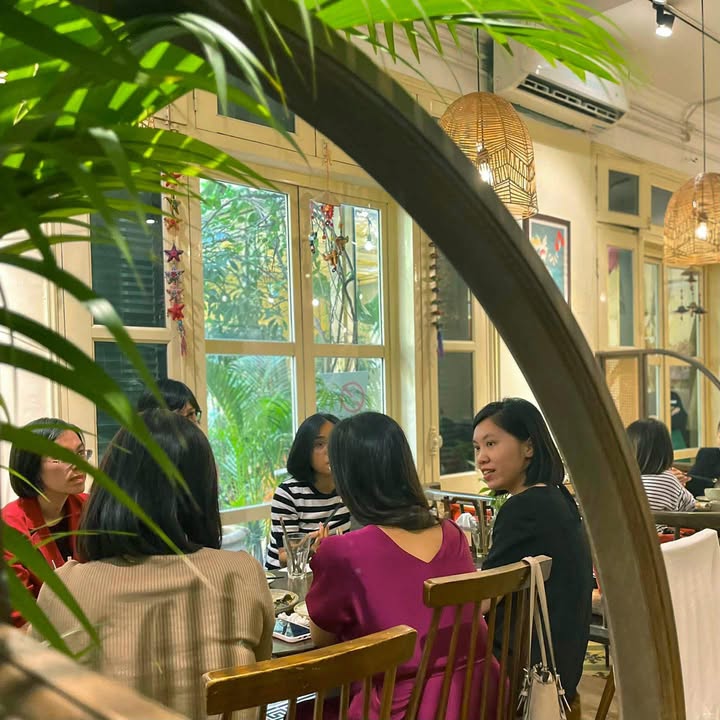 Senté và bóng thu trở gót giữa ngày đông — ảnh 3