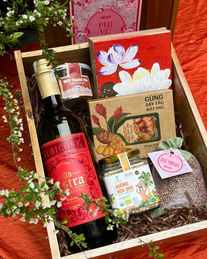 Sắc đỏ Senté và hương vị quê nhà trong set quà năm mới — ảnh 2