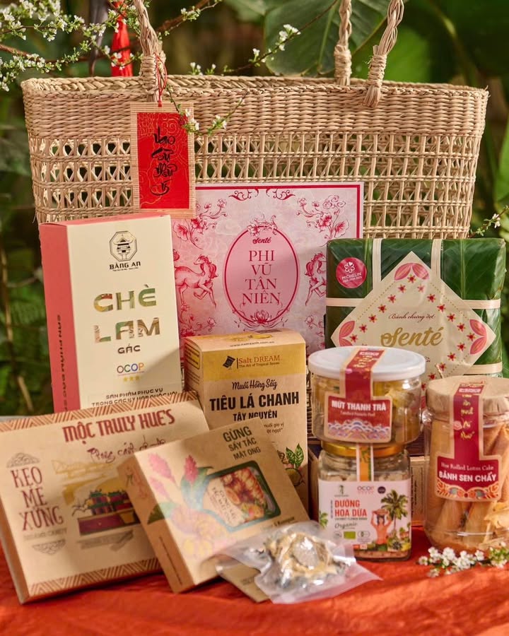 Của để dành: Set quà Tết trong làn cói nhà Senté — ảnh 4