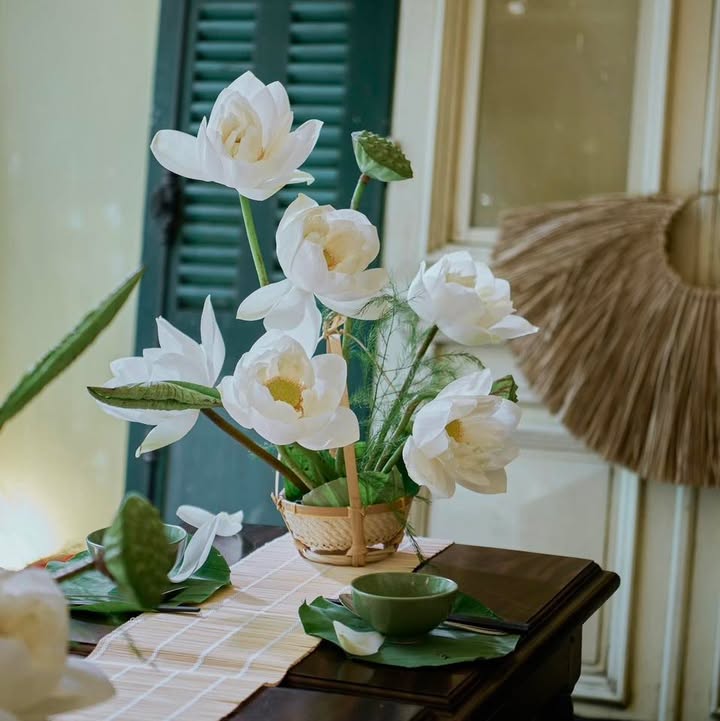 Mâm cơm ngày nắng về và hương sen chớm nở — ảnh 5