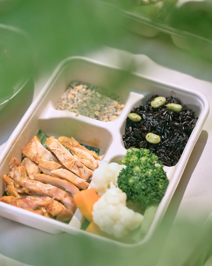 VerySenté: Cơm gạo lứt, salad bò và tinh thần ăn cân bằng — ảnh 4