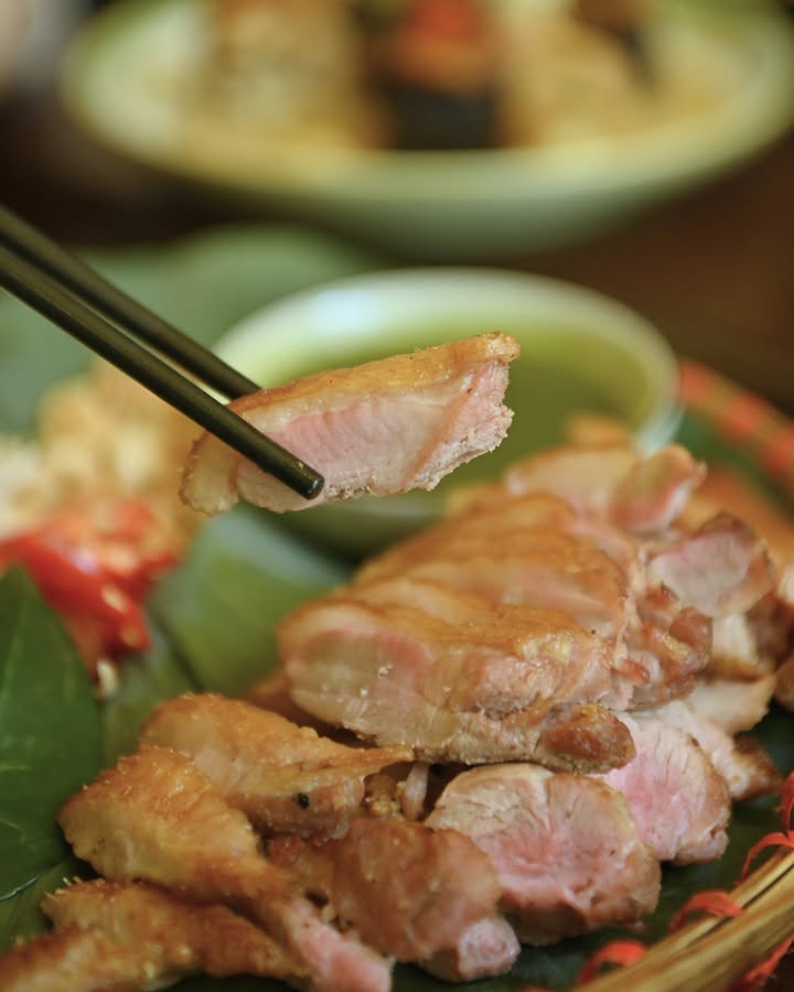 Mâm cơm ngày hạ tại Senté: đủ đầy mà không nặng nề, dịu mát mà tròn vị — ảnh 4