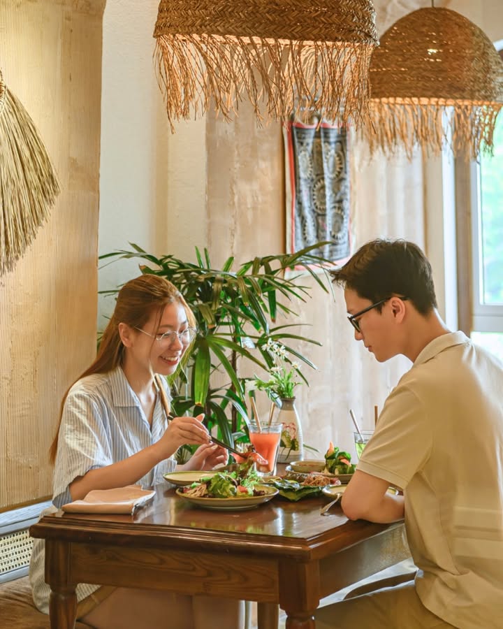 Senté Liễu Giai: Góc xanh và bữa trưa cân bằng giữa phố