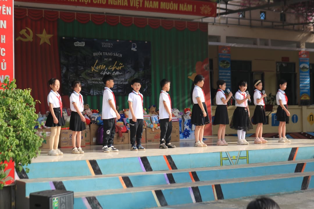 Hành trình Lưu Chữ Cho Em của Senté và Tủ Sách Nuôi Em tại Hà Giang — ảnh 11