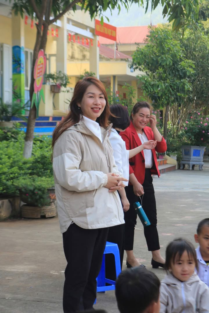 Hành trình Lưu Chữ Cho Em của Senté và Tủ Sách Nuôi Em tại Hà Giang — ảnh 13